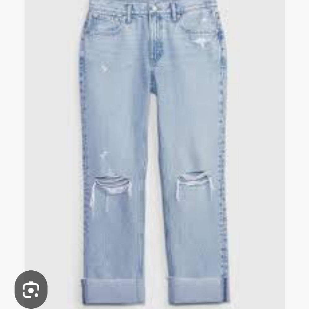 GAP Boyfriend Fit Jeans